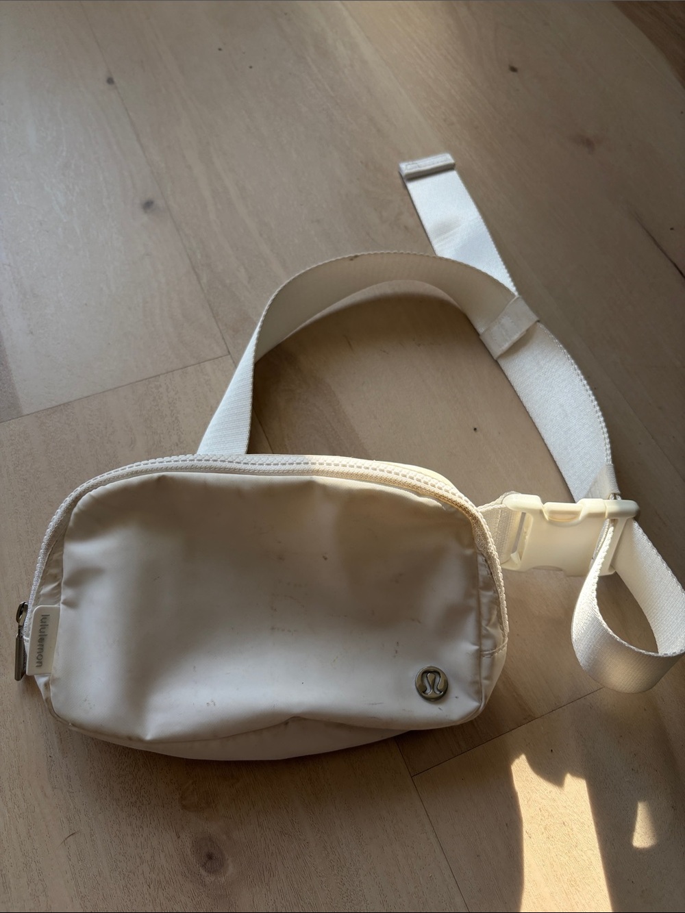 lululemon waist bag white silver decal